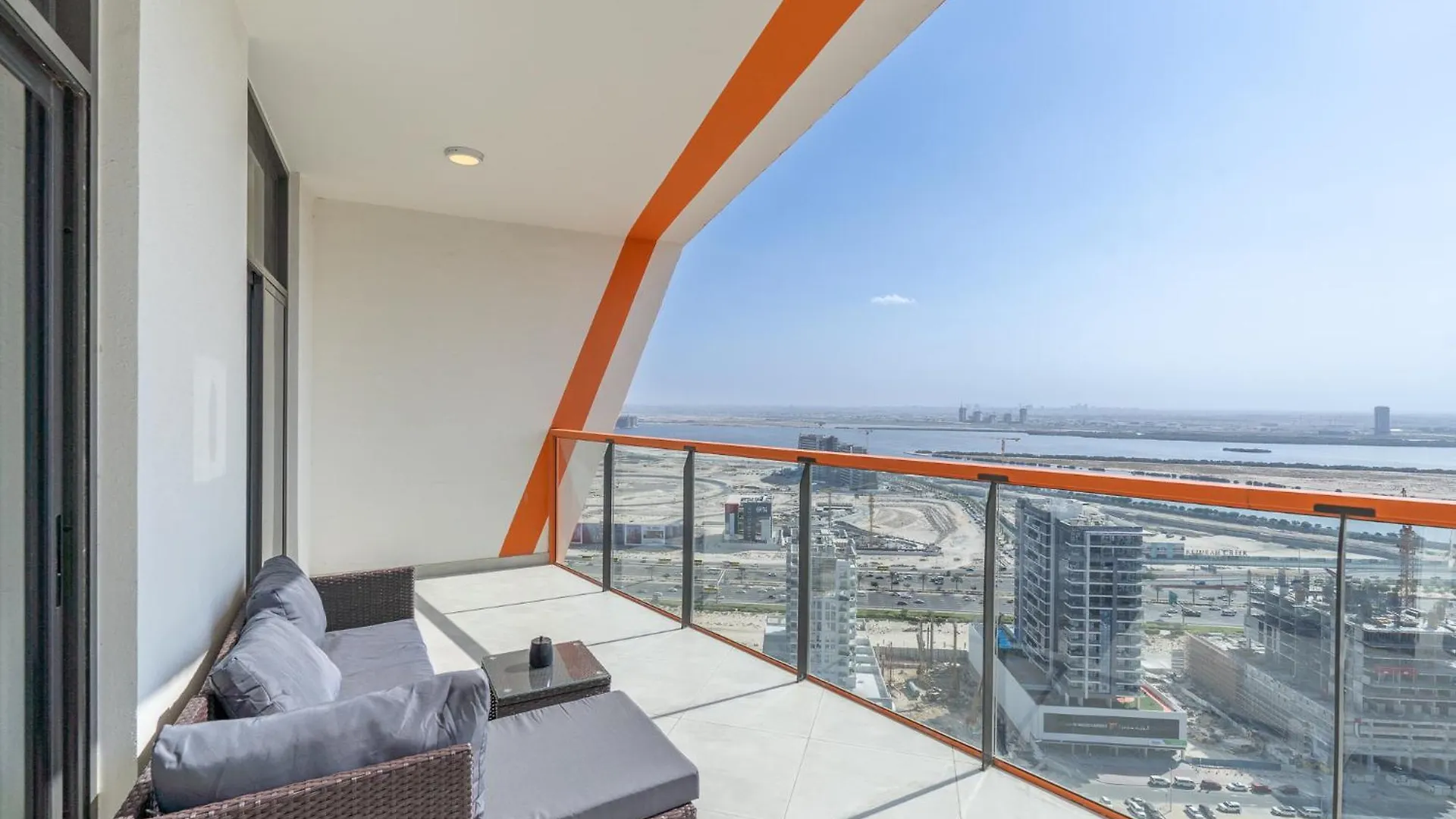 Skyline Views - Binghatti Avenue - Al Jaddaf Dubai 0*,  United Arab Emirates